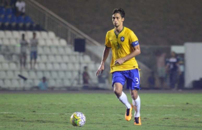 Rodrigo Caio - Formado na base do São Paulo, onde joga atualmente