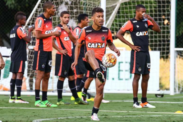 Galo precisa de vitória 'simples' na Arena Independência na noite desta quarta-feira. Racing se classifica com novo empate no confronto, mas desta vez com gols