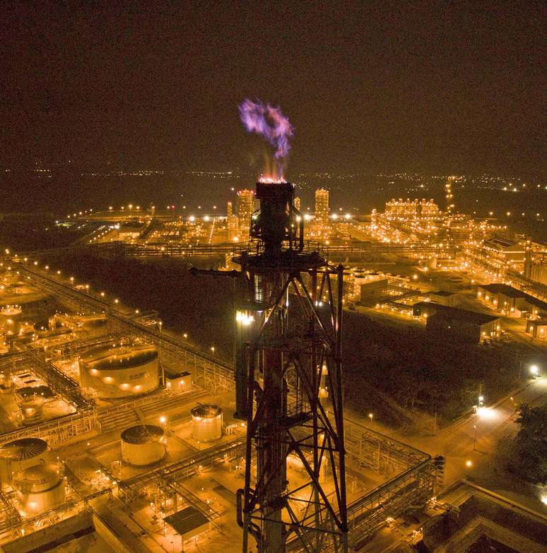 Imagem a&eacute;rea do Etileno XXI, o maior complexo petroqu&iacute;mico para a produ&ccedil;&atilde;o de polietileno em Coatzacoalcos, estado mexicano de Veracruz.