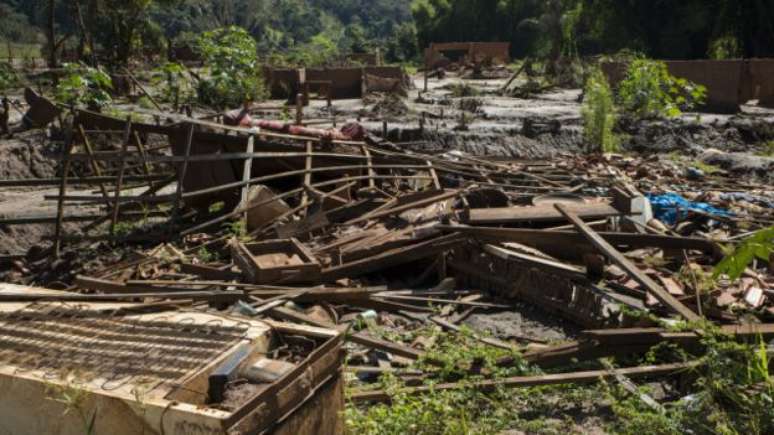 Paracatu de Baixo foi o 2º distrito de Mariana atingido pelo desabamento da Samarco