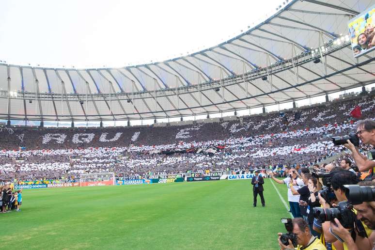 Mosaico da torcida do Vasco foi um dos destaques da decisão carioca no Maracanã