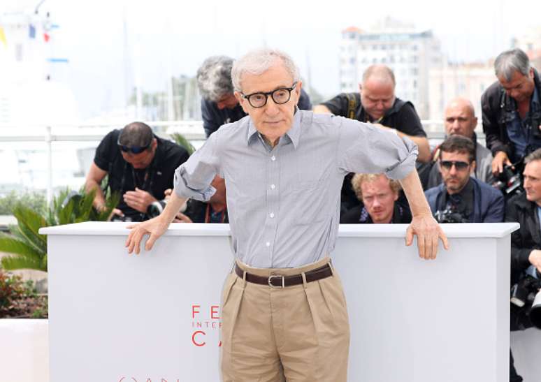 Woody Allen em sessão de fotos em Cannes