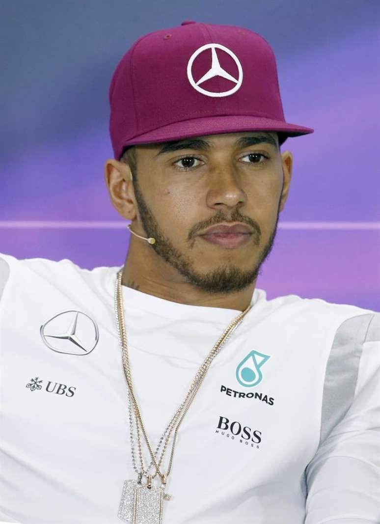 O piloto britânico Lewis Hamilton durante entrevista em Barcelona. O GP dda Espanha de F1 acontecerá neste final de semana