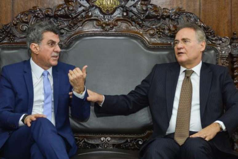 Antes de anunciar a data de divulgação da nova meta fiscal, Jucá esteve com Renan Calheiros no Senado