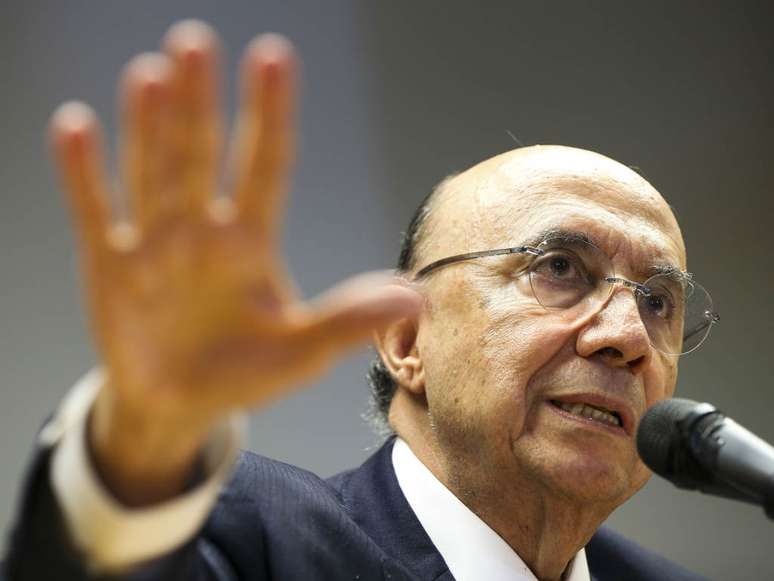 Henrique Meirelles participará de coletiva para falar de meta fiscal no fim da tarde desta sexta-feira