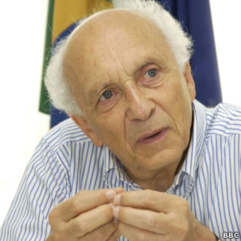 Ex-ministro Rubens Ricupero