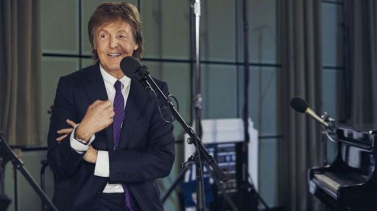 McCartney contou ao programa Mastertapes que ficou tão deprimido depois do fim dos Beatles que pensou em abandonar a música