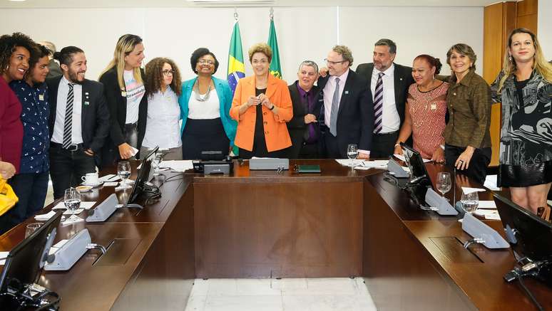 Decreto da presidente afastada Dilma Rousseff permite, desde abril, o uso do nome social em órgãos e entidades da administração pública federal.
