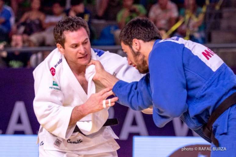 O veterano Tiago Camilo, de 34 anos, vai para sua terceira olimpíada em busca de mais uma medalha (ele já tem uma de bronze e outra de prata)