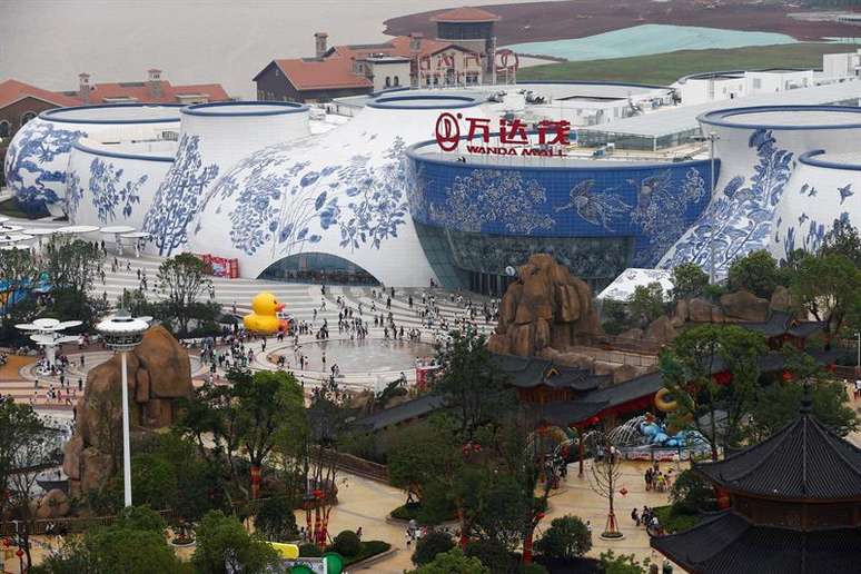 Complexo inclui centros comerciais, cinemas interativos e um aquário gigante