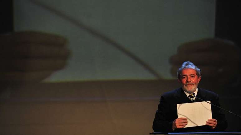 Lula fez v&aacute;rias visitas &agrave; &Aacute;frica durante seu governo