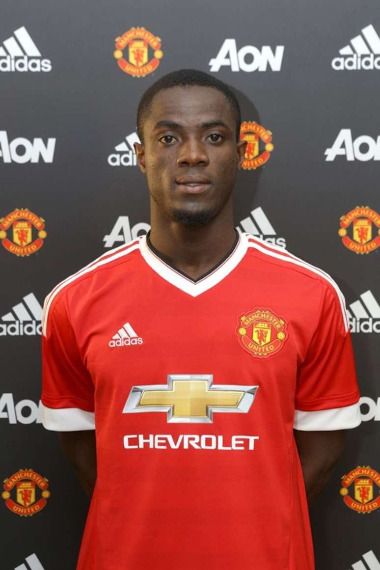 Eric Bailly foi sondado por Bayern e City, mas ficou no Manchester United