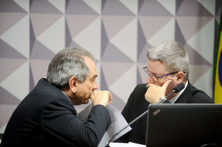 As oitivas devem ser realizadas até o dia 17 de junho, mas o relator do caso, senador Antonio Anastasia (PSDB-MG), já disse várias vezes que, se houver necessidade, esse prazo poderá ser estendido.