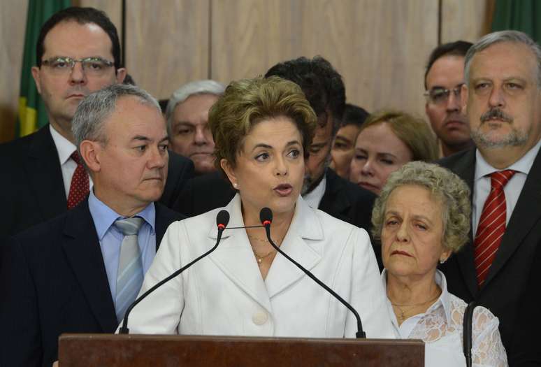 Dilma Rousseff em pronunciamento após afastamento.