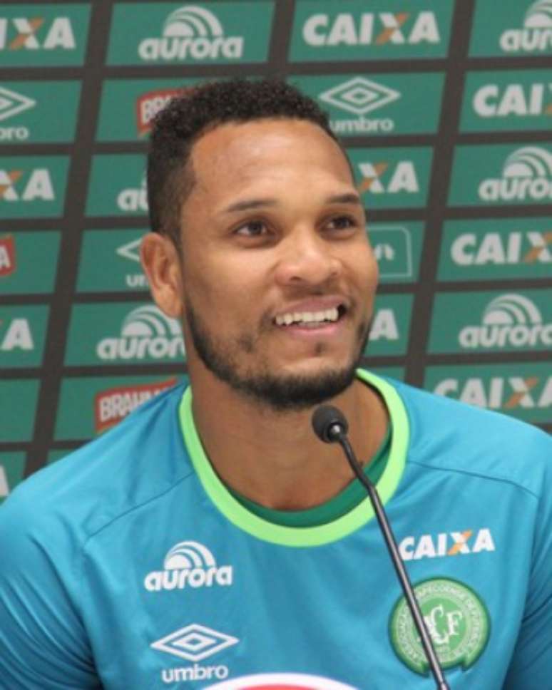 
                        
                        
                    Willian Thiego durante coletiva (Foto: Cleberson Silva/Chapecoense)