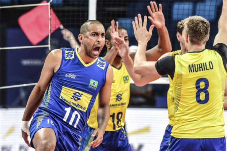 
                        
                        
                    Seleção Brasileira conseguiu sua segunda vitória na Liga Mundial, nessa sexta-feira (Foto: FIVB)