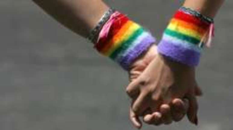 Relacionar-se com alguém do mesmo sexo ainda é prática proibida por lei em 77 países