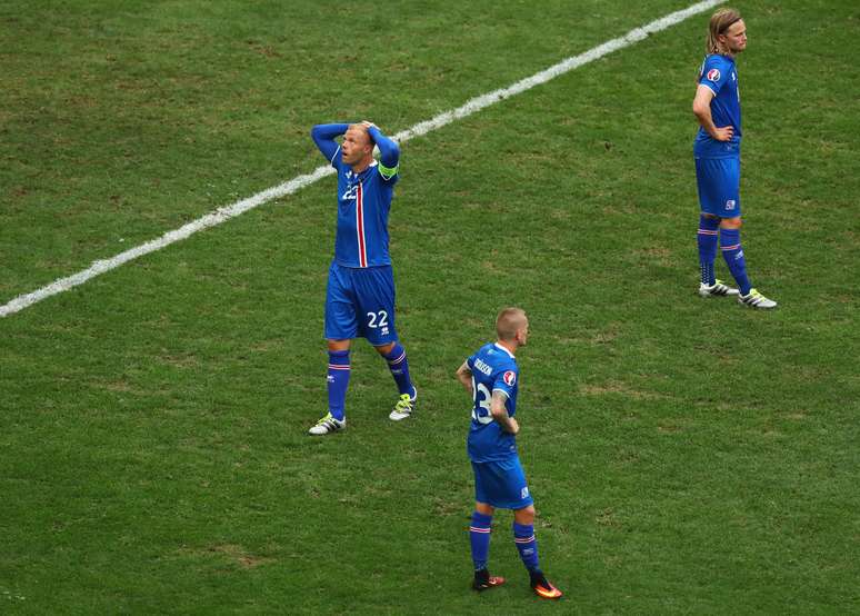 Do outro, s&oacute; tristeza...