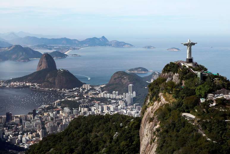 Pão de açúcar e Cristo Redentor, dois dos principais pontos turísticos do Rio de Janeiro