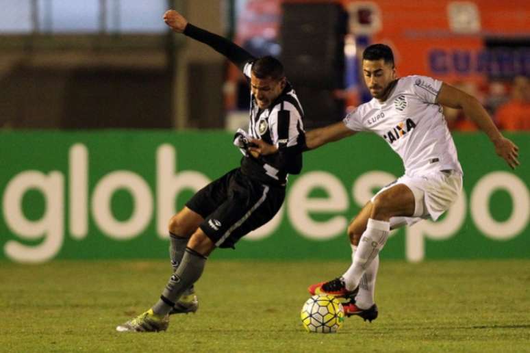 
                        
                        
                    O Figueirense empatou em 0 a 0 com o Botafogo (Foto: Vitor Silva/SSPress/Botafogo)