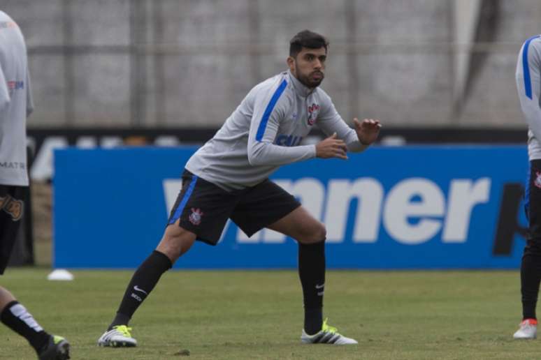 
                        
                        
                    Vilson é dúvida no Corinthians para a partida do próximo sábado (Foto: Daniel Augusto Jr)