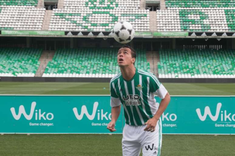 
                        
                        
                    Leandro Damião estava no Bétis, da Espanha (Foto: Divulgação / Betis)