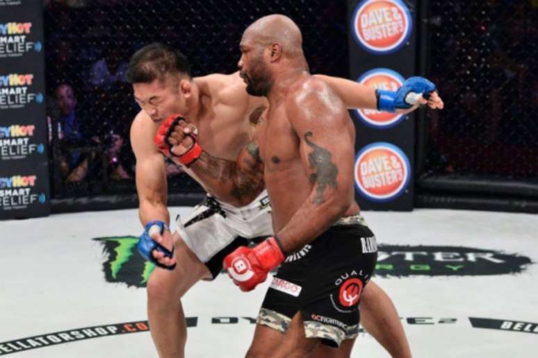 Quinton Rampage Jackson venceu Satoshi Ishii na decisão