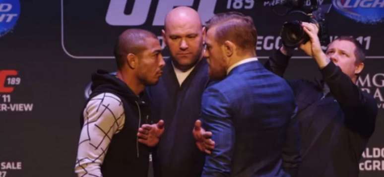 José Aldo encara Conor McGregor no UFC 194 (FOTO: Getty Images)