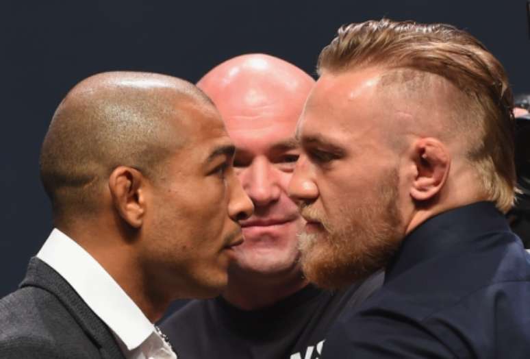 José Aldo encara Conor McGregor no UFC 194 (FOTO: Getty Images)