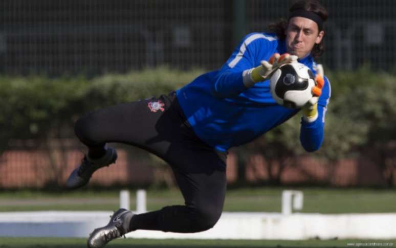 Cássio voltará a ser titular do Timão nesta quarta, contra o América