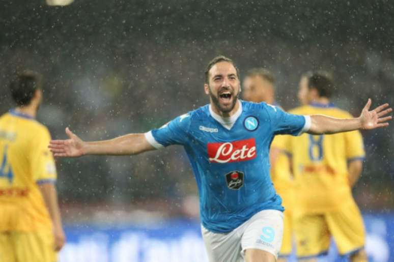 
                        
                        
                    Higuaín foi artilheiro do último Campeonato Italiano (Foto: AFP)