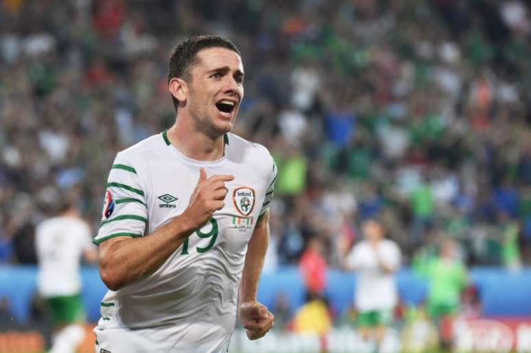 
                        
                        
                    Brady foi o destaque da Irlanda nesta Eurocopa (Foto: Philippe Huguen / AFP)