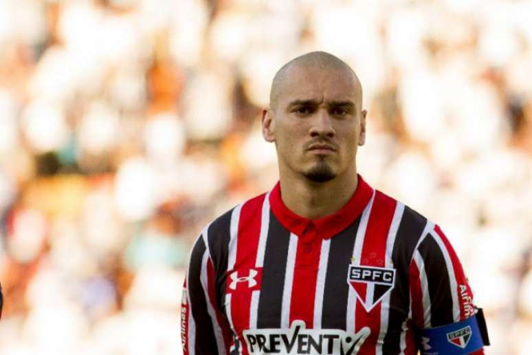 
                        
                        
                    Maicon tem mais dois dias de contrato com o São Paulo (Foto: Marco Galvão Agência/Lancepress!)