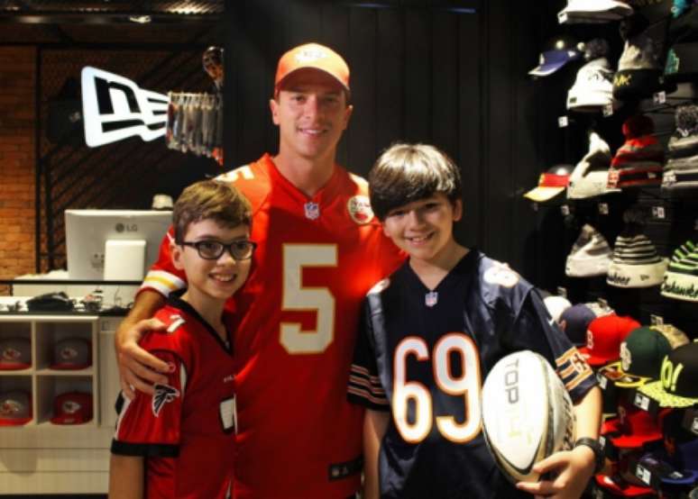 Cairo Santos e fãs