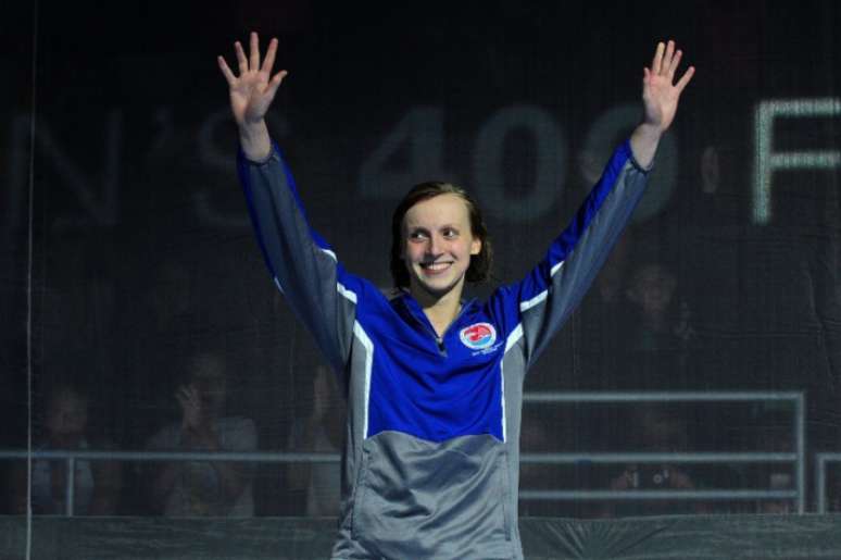
                        
                        
                    Katie Ledecky é dona de nove títulos mundiais e um ouro olímpico, conquistado com 15 anos (Foto: AFP)