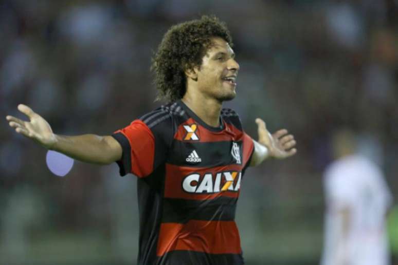
                        
                        
                    Arão diz que o Flamengo vai para São Paulo com o objetivo de vencer o Timão (Foto: Cleber Mendes/Lancepress!)
