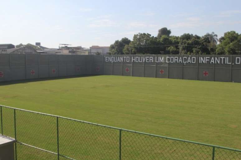 
                        
                        
                    Campo anexo de São Januário está para ser inaugurado (Foto: Paulo Fernandes/Vasco.com.br)