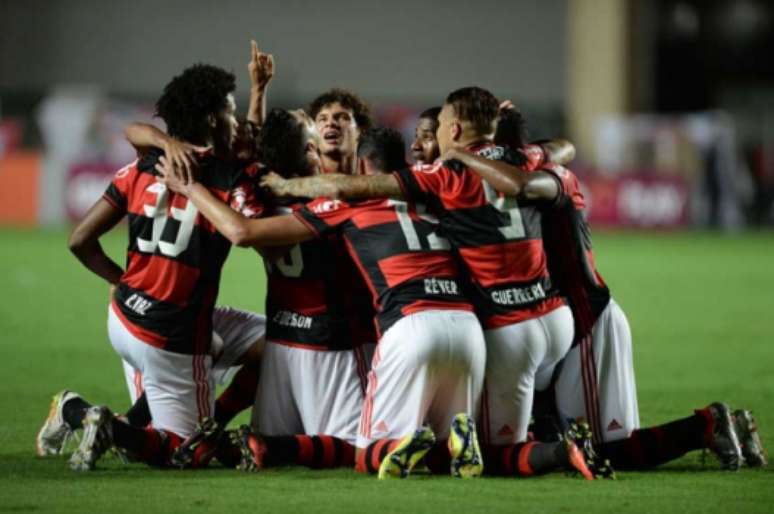 
                        
                        
                    Flamengo venceu o Inter (Foto: Pedro Martins/Lancepress!)