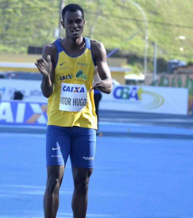 
                        
                        
                    Vitor Hugo dos Santos obteve o índice olímpico nos 100m(Foto: Osvaldo F./Contrapé)