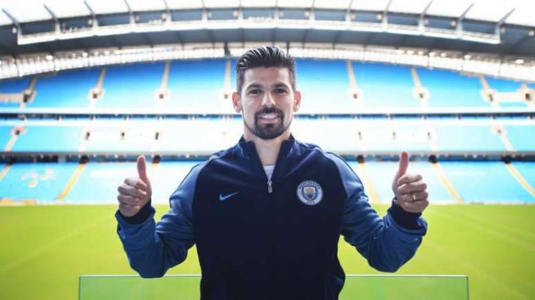 
                        
                        
                    Nolito esteve com a seleção espanhola na Eurocopa (Foto: Reprodução / Facebook)