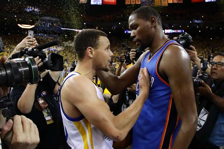 Timaço! Kevin Durant e Stephen Curry jogarão na mesma equipe