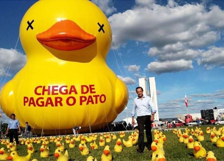 Campanha contra &#034;pagar o pato&#034; pressionou que governo interino evitasse criação de novos impostos