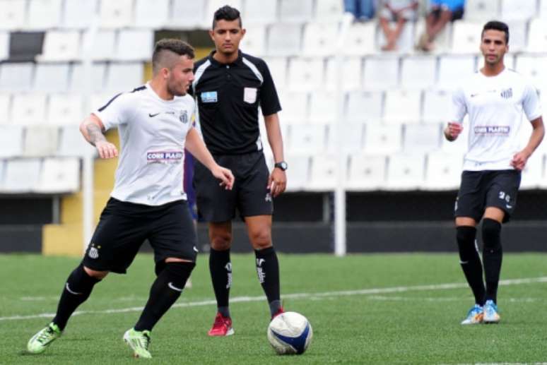 Aos 21 anos, estava no Santos B