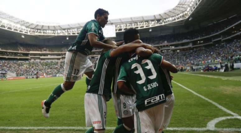 Brasileirão no Allianz - Palmeiras 4x0 Atlético PR