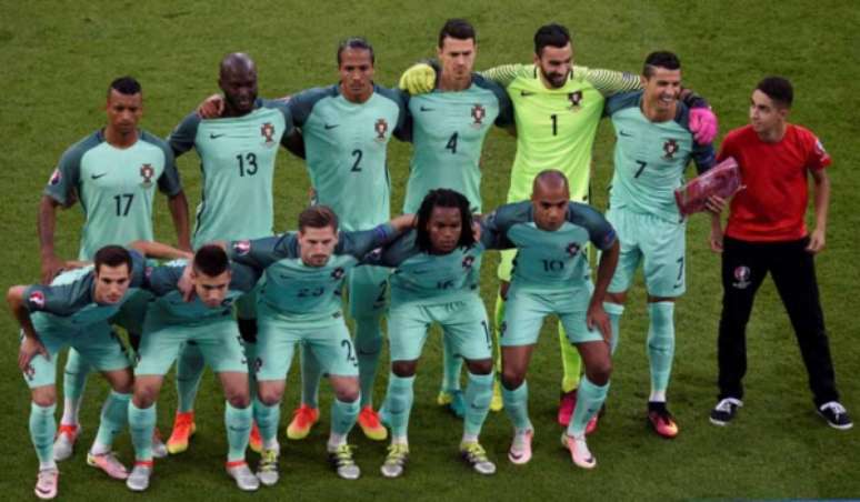 Portugal chega pela segunda vez a uma final de Eurocopa (foto:AFP)
