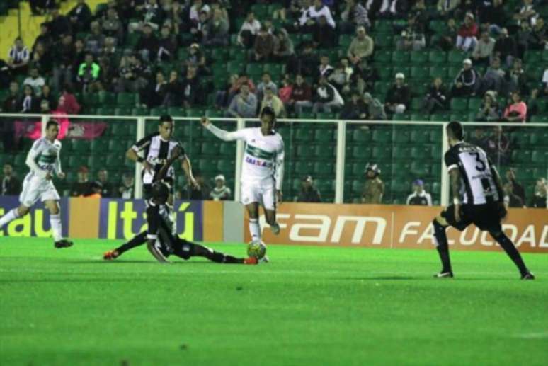 11ª rodada: Figueirense 0x0 Coritiba