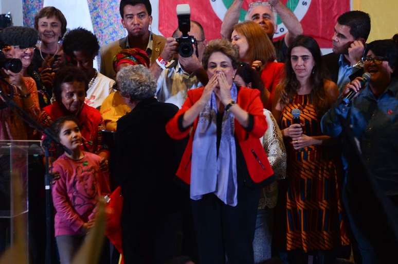 Ato Mulheres com Dilma em Defesa da Democracia na Casa de Portugal, avenida da Liberdade, região central da capital paulista