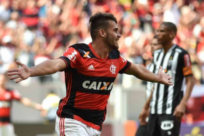 
                        
                        
                    O garoto Felipe Vizeu festeja. Ele acaba de marcar o primeiro gol Flamengo sobre o Atlético MIneiro no Mané Garrincha  (Foto: Andre Borges/AGIF/Lancepress!)