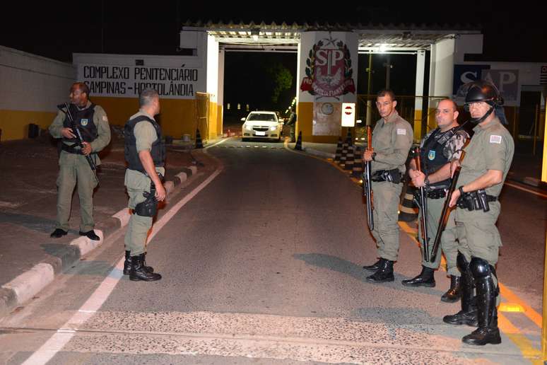 A seguran&ccedil;a externa do local tamb&eacute;m foi refor&ccedil;ada