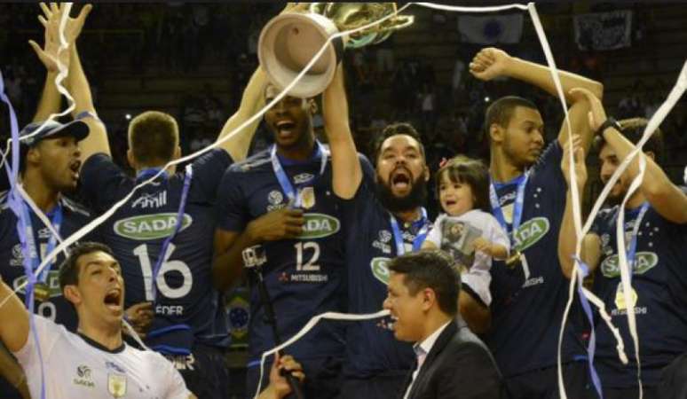 
                        
                        
                    Sada Cruzeiro é o atual campeão da Superliga Masculina (Foto: Divulgação/Alexandre Arruda/CBV)
